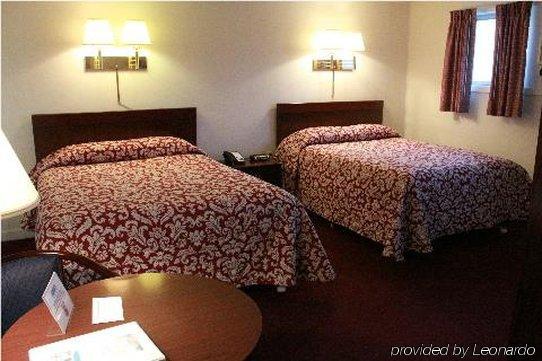 Berkshire Inn Pittsfield Habitación foto