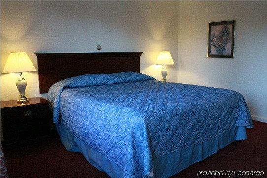 Berkshire Inn Pittsfield Habitación foto